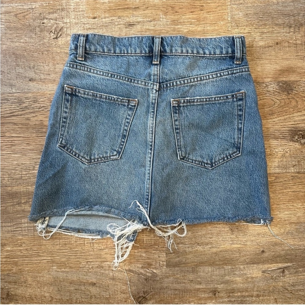 Reformation Jeans Ellie Asymmetric Denim Mini Skirt in Seneca Blue Size 27 - Picture 9 of 9